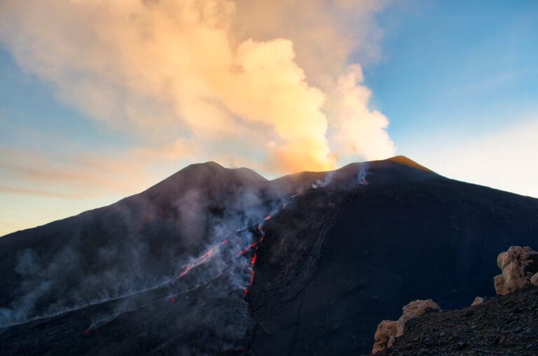 Mount Etna Eruption Travel Alert: Catania Airport Disruption Spreads Across Sicily and Malta